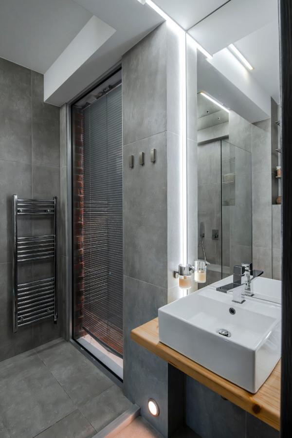 Apartemen Cinematique - Designer 1bd On Solunska *
